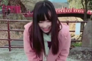 这就是久保建英的老婆吗？福原遥软萌鞠躬问好，这也太讨人喜欢了